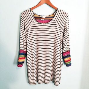 Long sleeve top with pockets